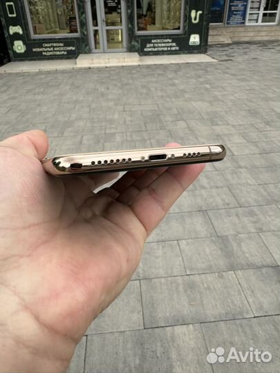iPhone Xs Max, 64 ГБ