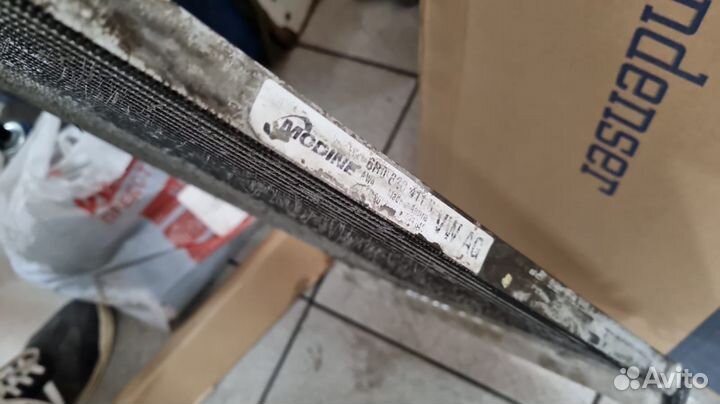 Радиатор кондиционера VW Polo