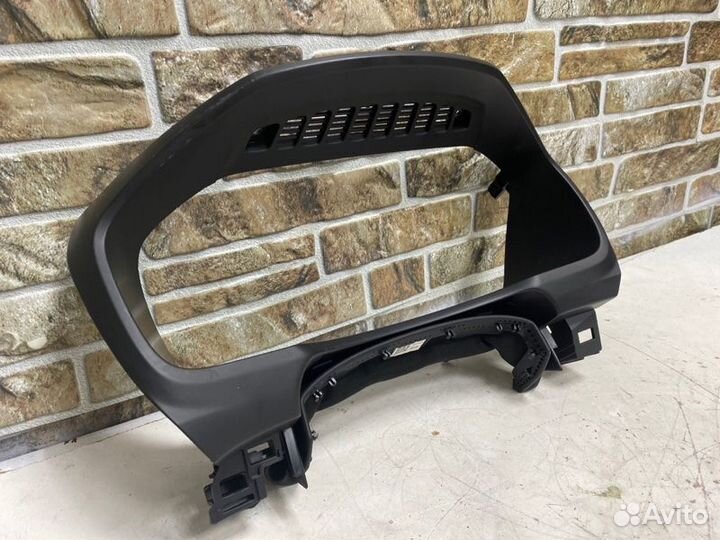 Накладка на торпедо Volvo Xc90 2 2.0 dizel 2017