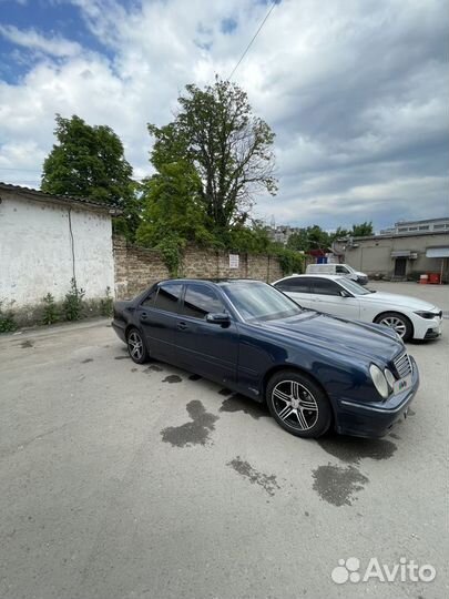 Mercedes-Benz E-класс 2.0 МТ, 1999, 340 000 км