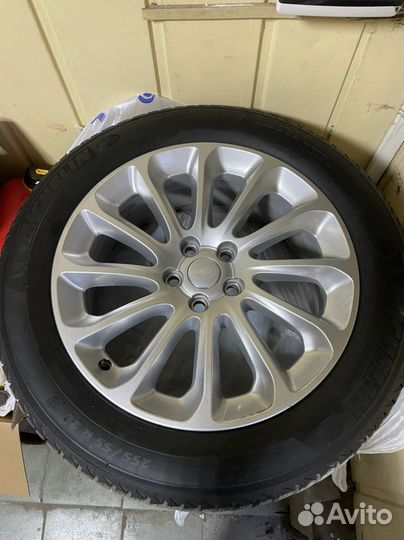 Оригинальные зимние колёса Range Rover R20