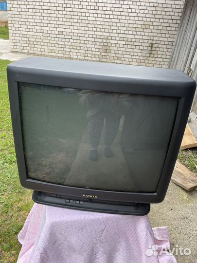 Телевизор