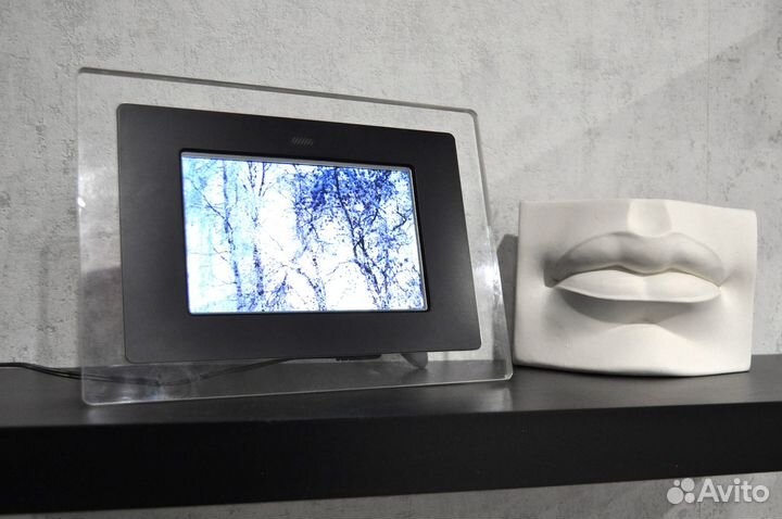 Цифровая фоторамка Dicom FH-701