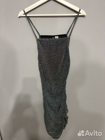 Нарядное платье