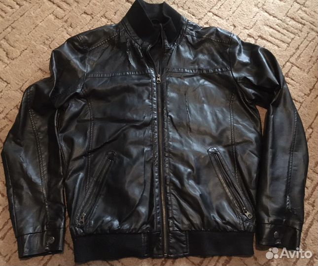 Мужс кожан куртка б/у 48-50 р и тапочки муж.42-43