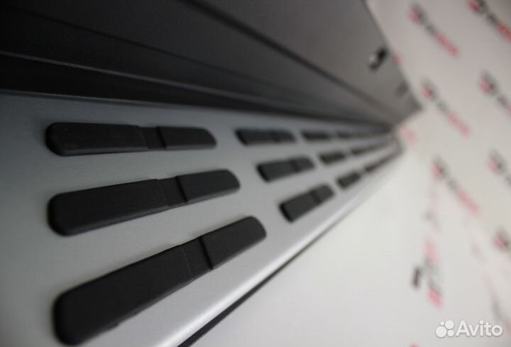 Пороги Mercedes-Benz GLA-Class H247 S1163