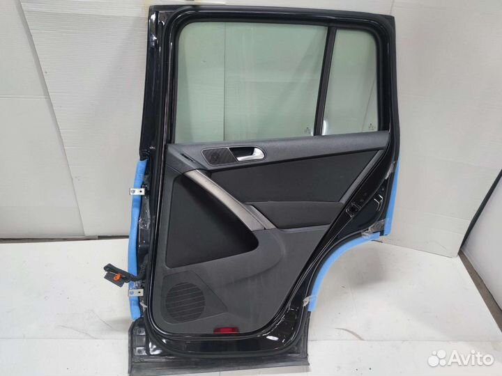 Дверь задняя правая Volkswagen Tiguan