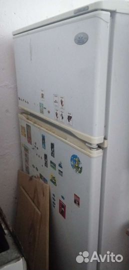 Холодильник на запчасти