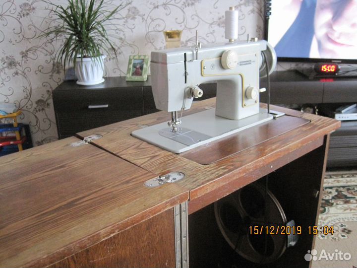 Швейная машинка