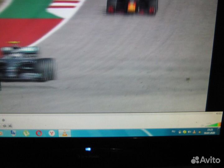 ЖК монитор 22