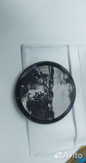 Зеркальце карманное с кожаным чехлом