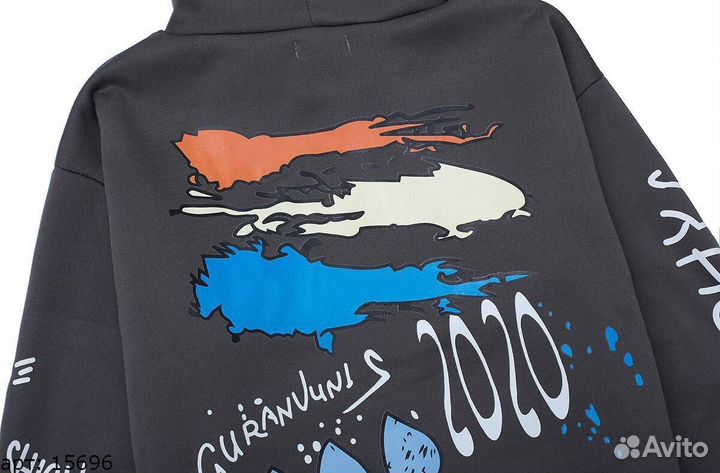 Темно-серое худи everyday