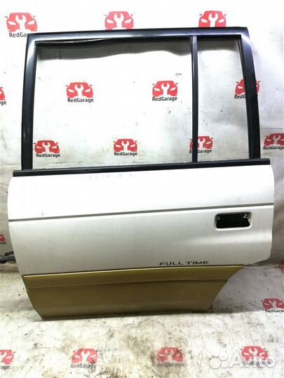 Дверь задняя левая Mazda Mpv LV5W G5-E 1995