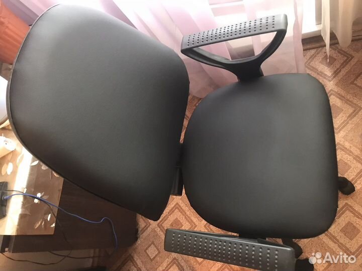 Компьютерное кресло / компютерный стул