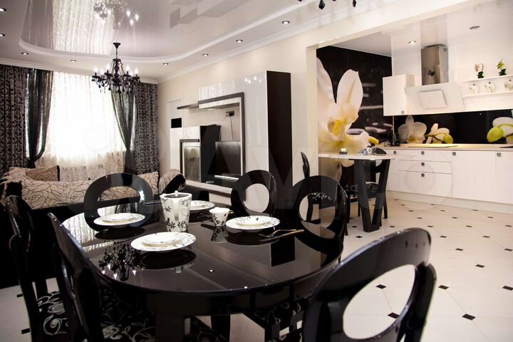 3-к. квартира, 100 м², 7/11 эт.