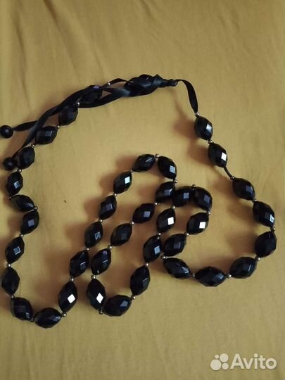 Бижутерия: бусы и браслет