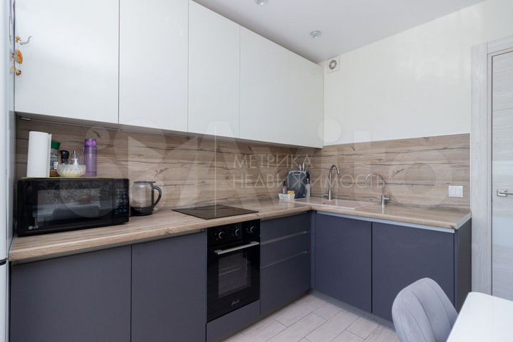 3-к. квартира, 66 м², 1/9 эт.