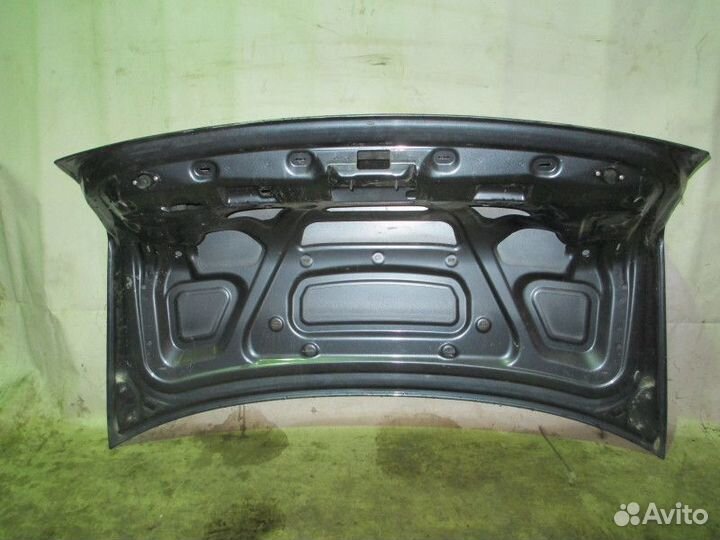 Крышка багажника Audi A8 4E 2003-2010 (4E0827023A)