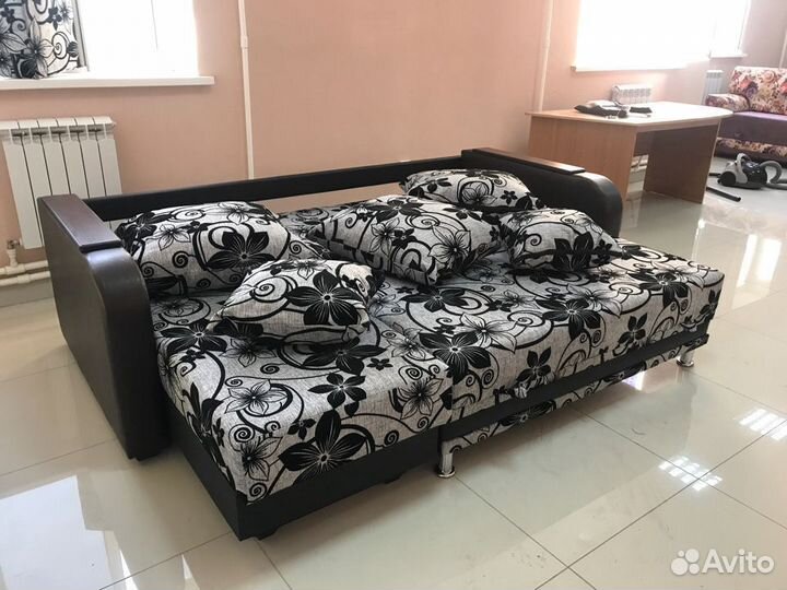 Угловой диван