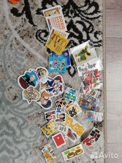 Игрушки из киндера пакетом