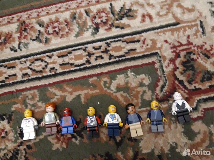 Lego фигурки