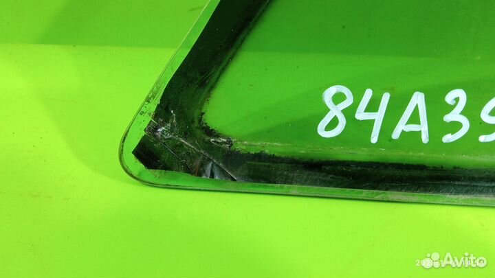 Форточка двери задней левой для Mercedes-Benz W124