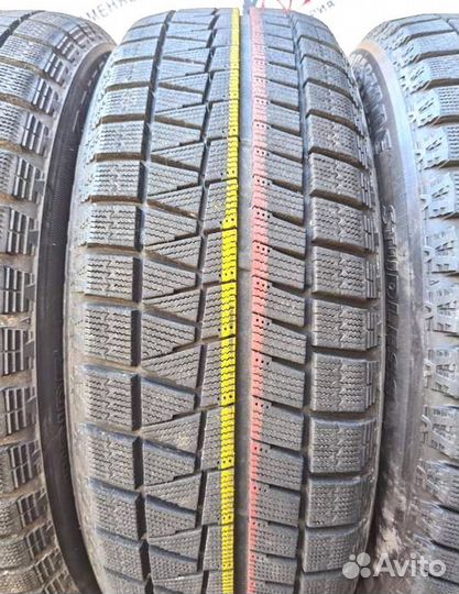 Bridgestone Blizzak DM-V3 215/60 R17 91L