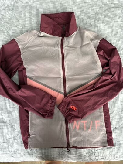 Спортивные вещи 42 размер