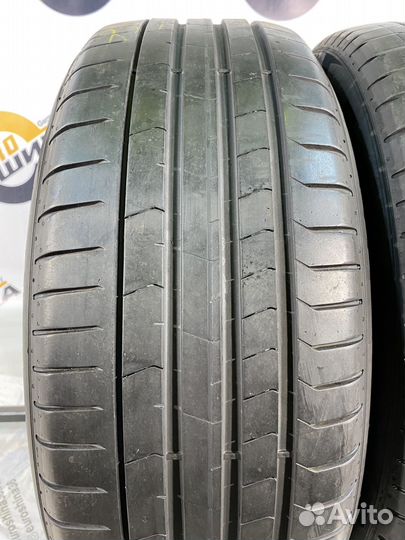 Pirelli P Zero PZ4 235/50 R19 96T