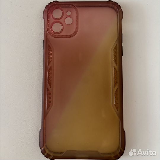 Чехол на iPhone 11