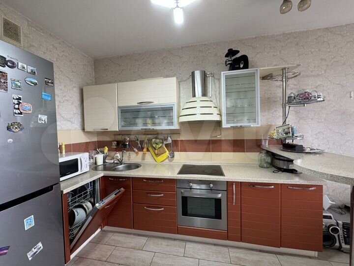 9-к. квартира, 85 м², 5/9 эт.