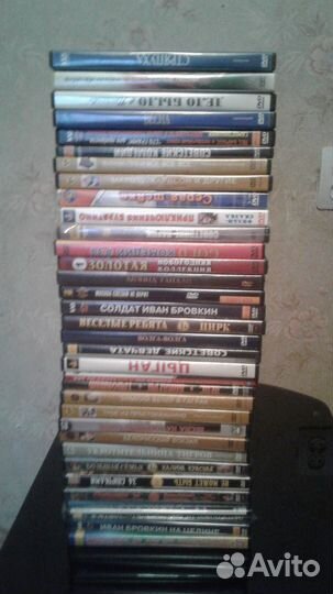 DVD диски с фильмами 34 шт в отличном состоянии