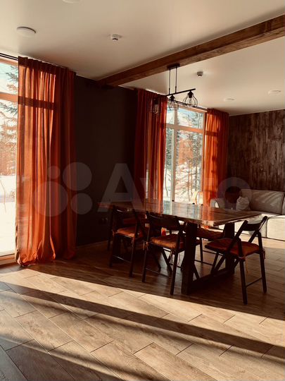 Коттедж 140 м² на участке 12 сот.