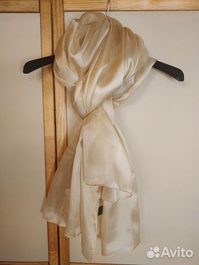 Палантин шёлк Новый