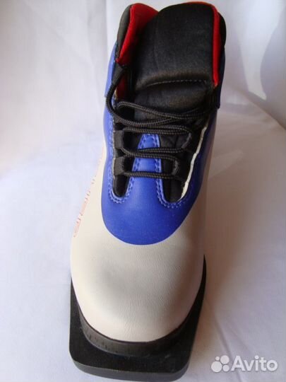 Ботинки лыжные новые fischer