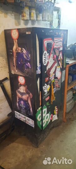 Сейф металлический