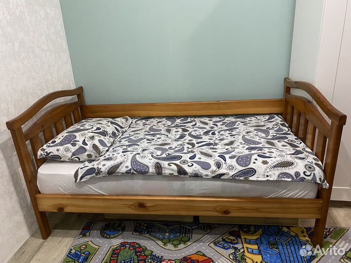 Кровать детская