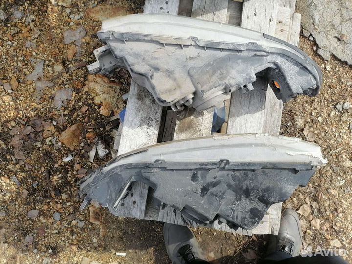 Фара митцубиши галант