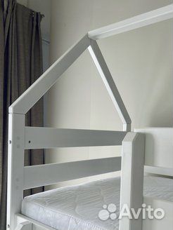 Детская кровать чердак домик