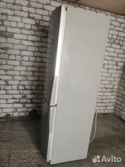 Холодильник Daewoo