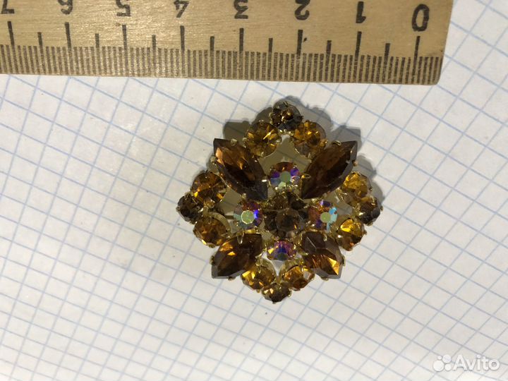 Винтажная брошь