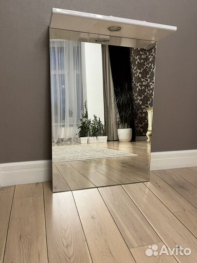 Зеркало для ванной комнаты