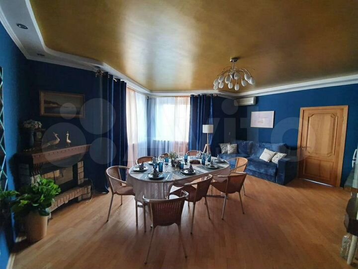 3-к. квартира, 100 м², 5/9 эт.