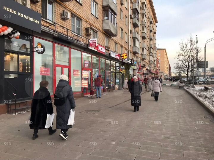 Продам торговое помещение, 495 м²