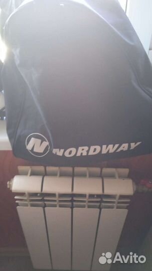 Коньки мужские 38 размер,состояние на 4+