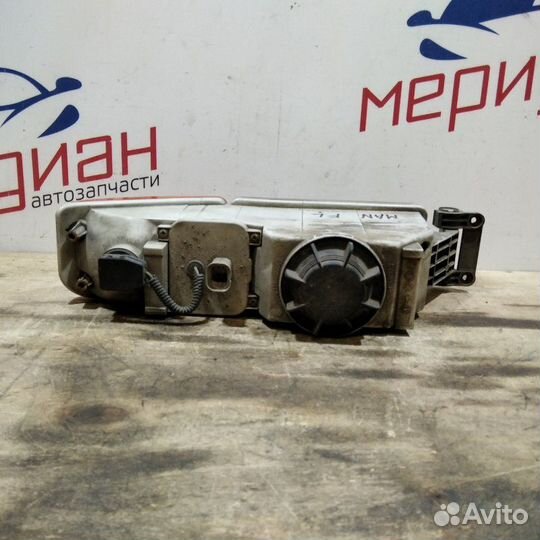 Фара противотуманная левая для Man 4-Serie Tga