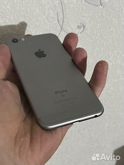 iPhone 6S, 32 ГБ