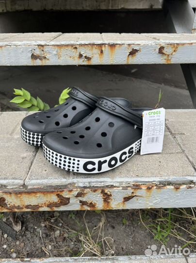 Crocs
