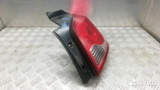 Фонарь задний правый chevrolet cruze J300 (UNI02MY