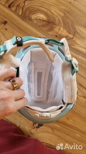 Шлем горнолыжный подростковый